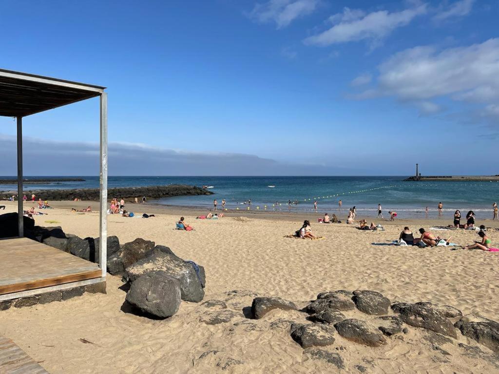 Apartamento Amura En Playa De Las Cucharas Коста-Тегисе Экстерьер фото