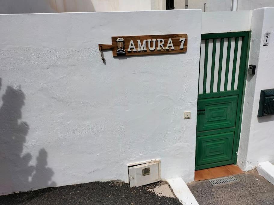 Apartamento Amura En Playa De Las Cucharas Коста-Тегисе Экстерьер фото